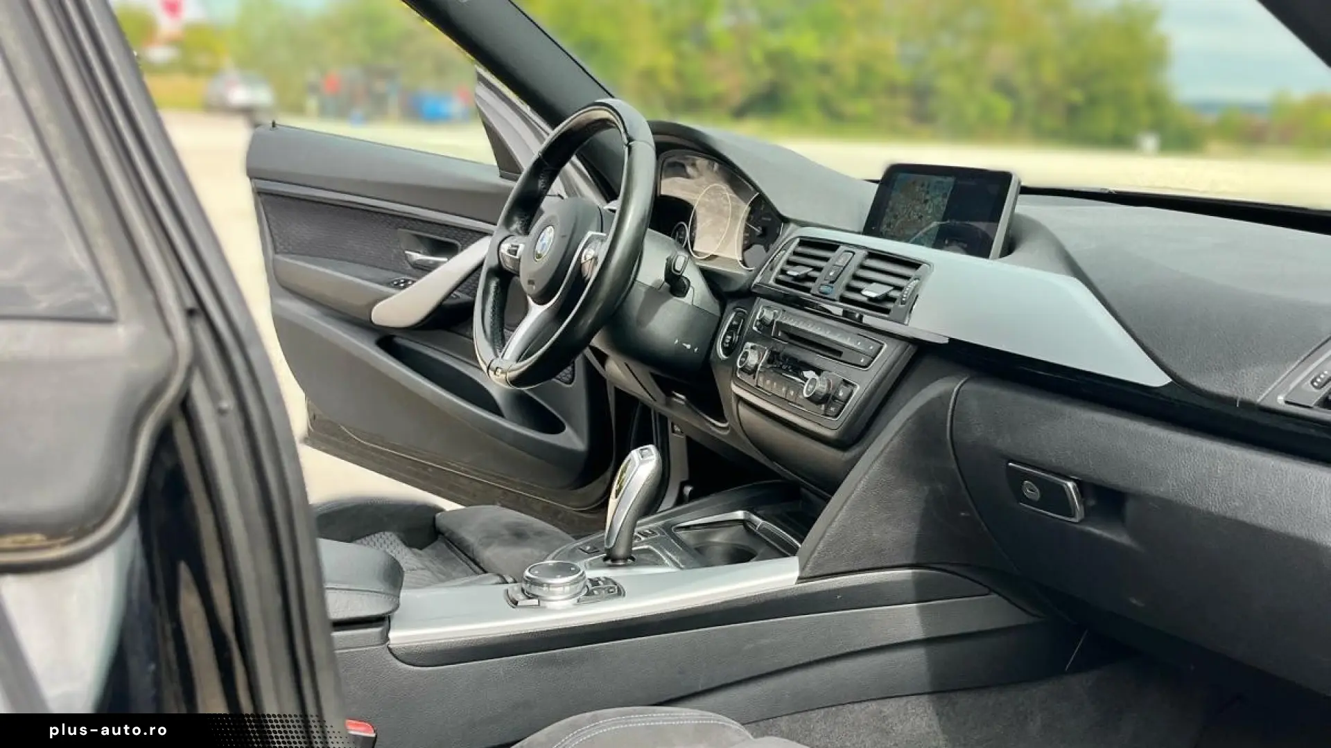 BMW 330d GT din 2015   Panorama   Alcantara