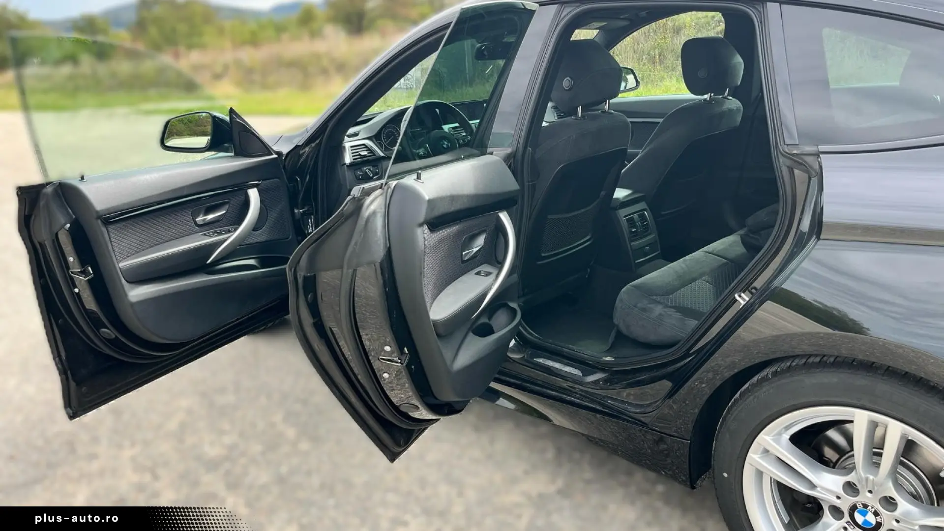 BMW 330d GT din 2015   Panorama   Alcantara