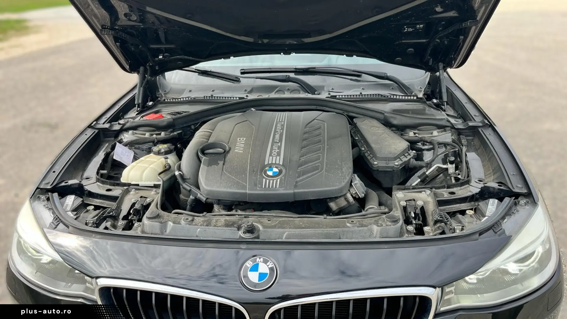 BMW 330d GT din 2015   Panorama   Alcantara