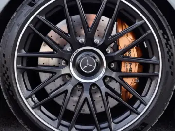 MERCEDES-BENZ AMG GT 63 S E Performance  MANUFAKTUR CERAMIC