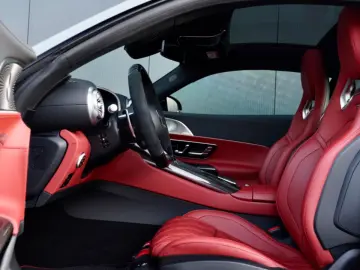 MERCEDES-BENZ AMG GT 63 S E Performance  MANUFAKTUR CERAMIC