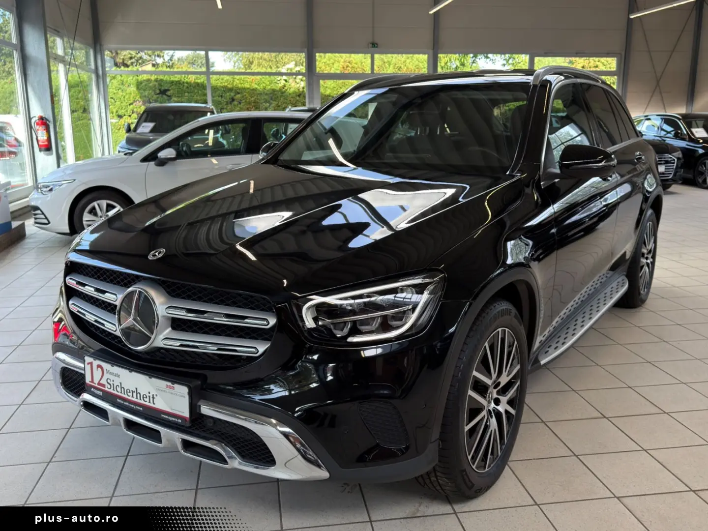 MERCEDES-BENZ GLC 220d 4Matic   1Hd. R-Cam 3-Zone Sound