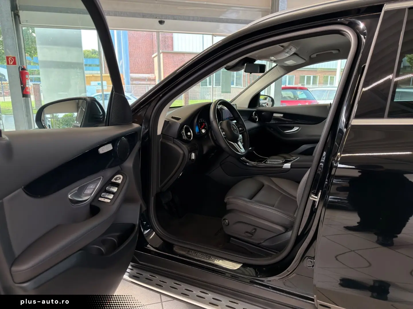 MERCEDES-BENZ GLC 220d 4Matic