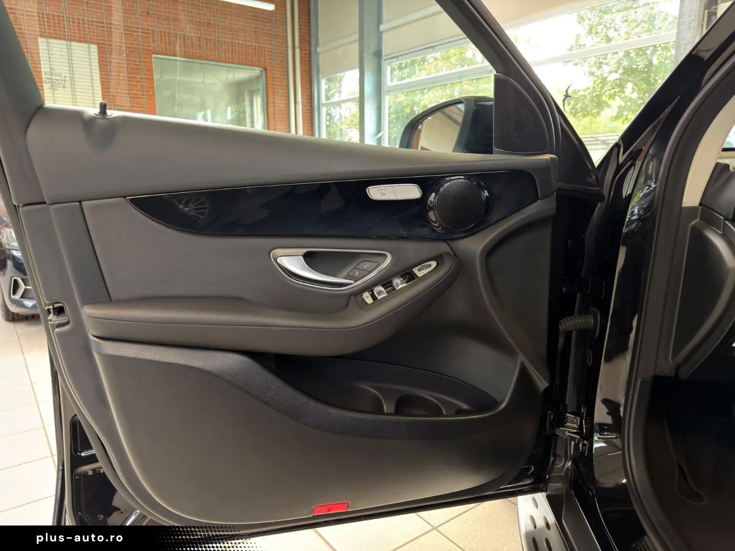 MERCEDES-BENZ GLC 220d 4Matic