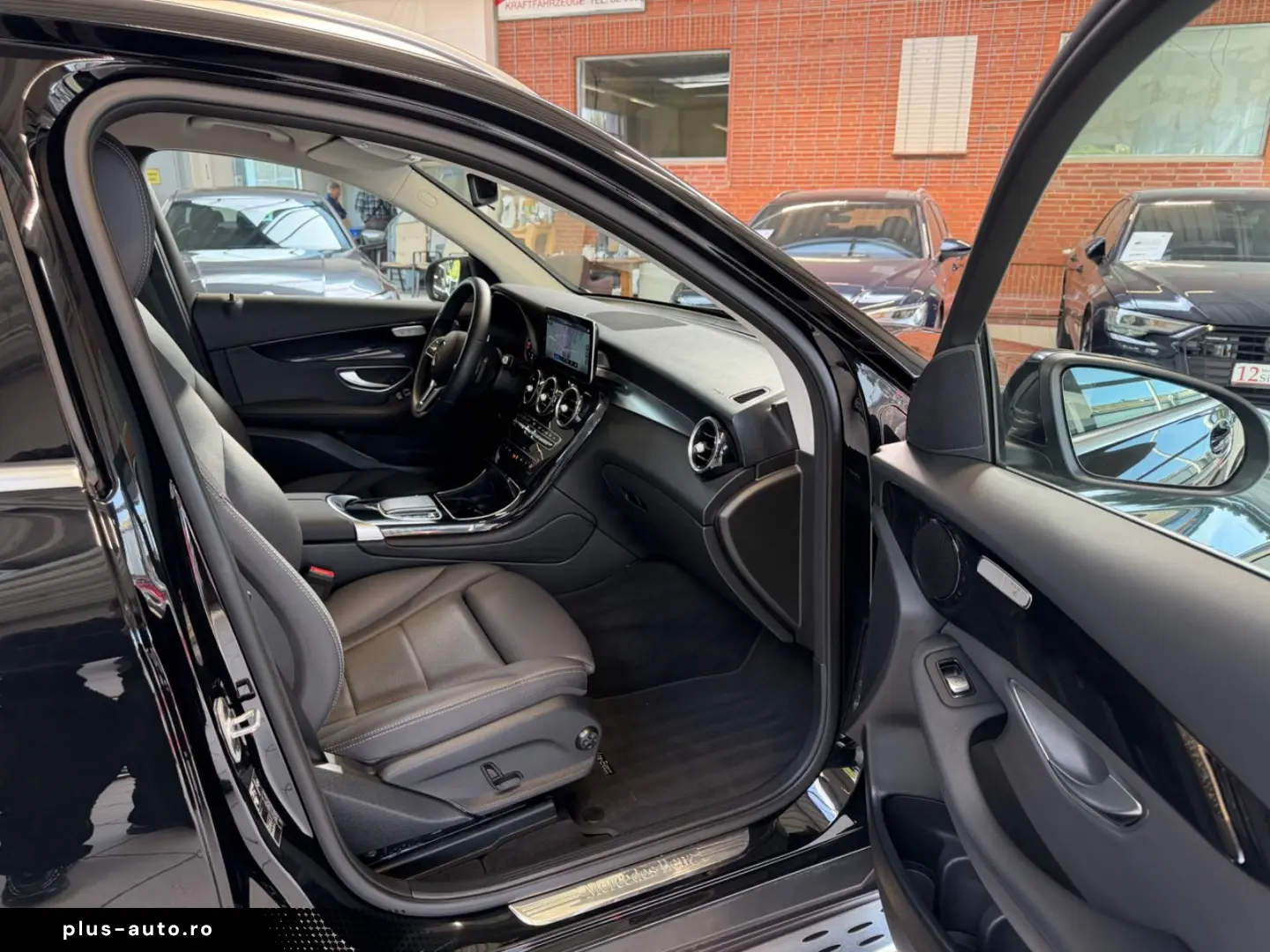 MERCEDES-BENZ GLC 220d 4Matic