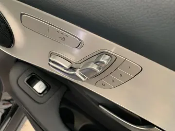 MERCEDES-BENZ GLC 300 4M