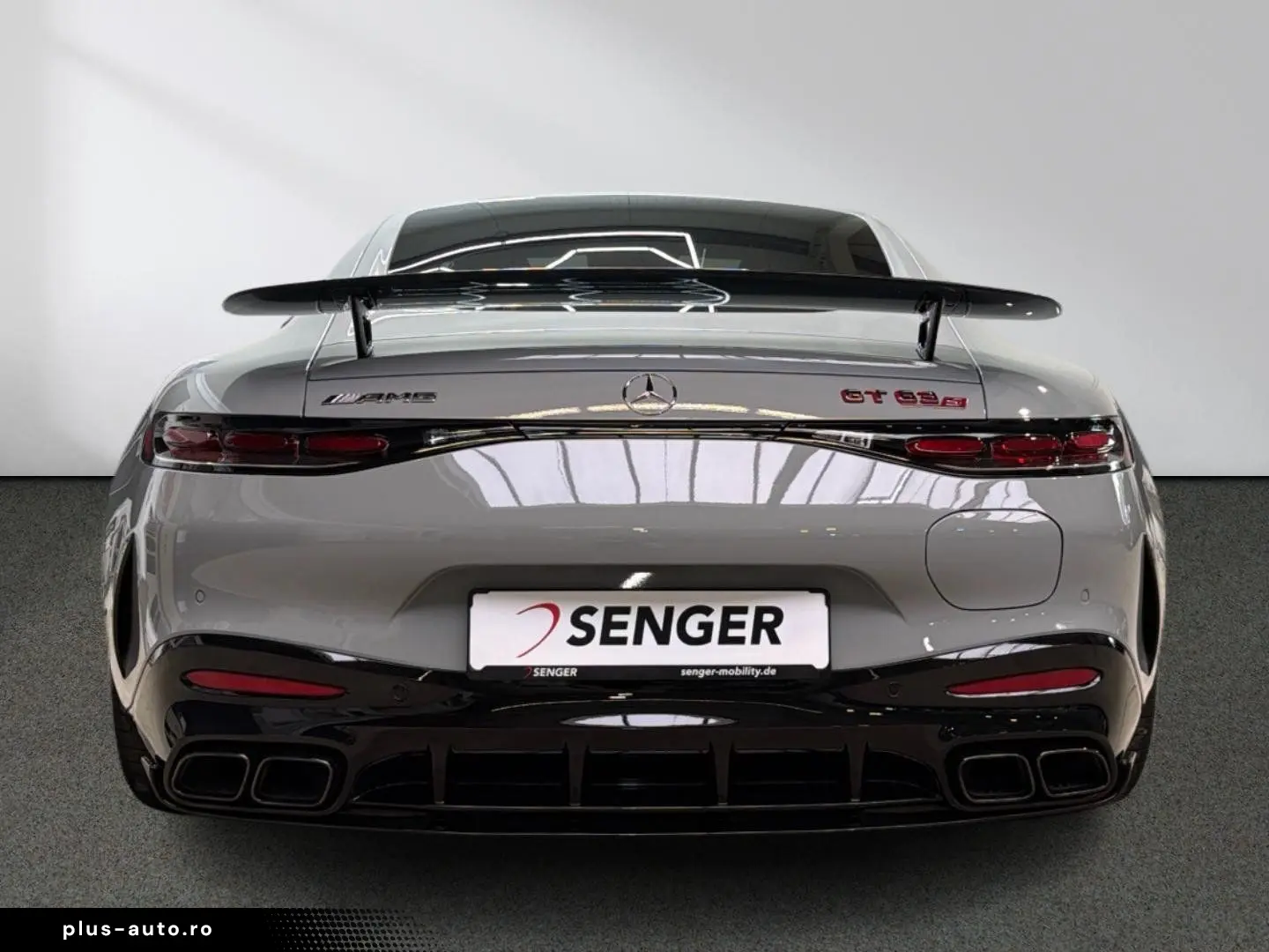 MERCEDES-BENZ AMG GT 63 S E Performance Night Burmester Pano