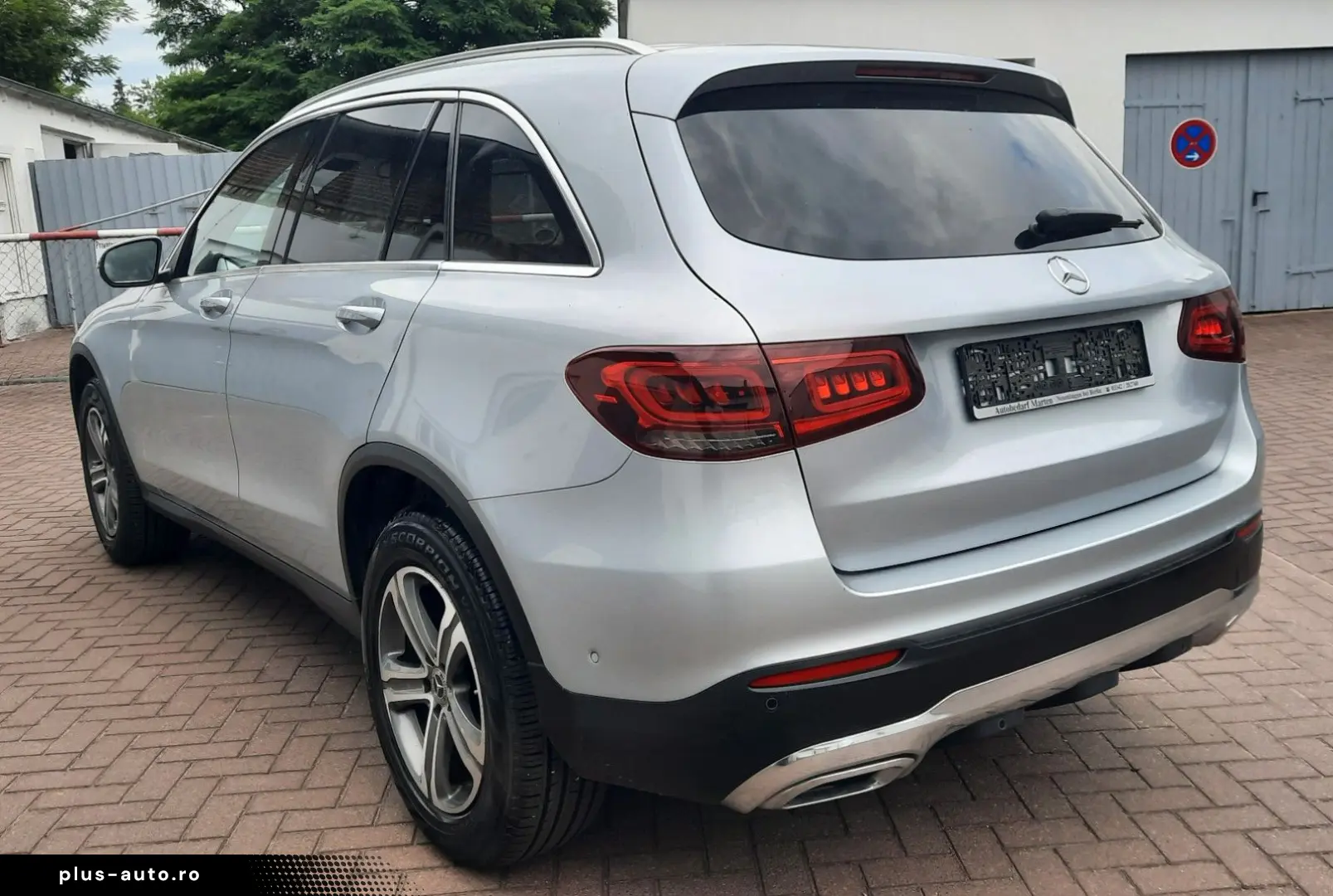 MERCEDES-BENZ GLC 220 d 4Matic