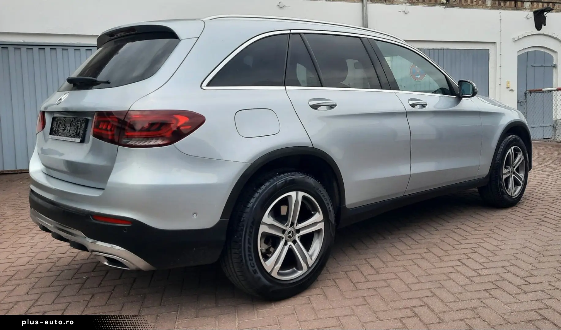MERCEDES-BENZ GLC 220 d 4Matic