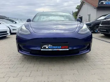 TESLA MODEL 3 Standard Range