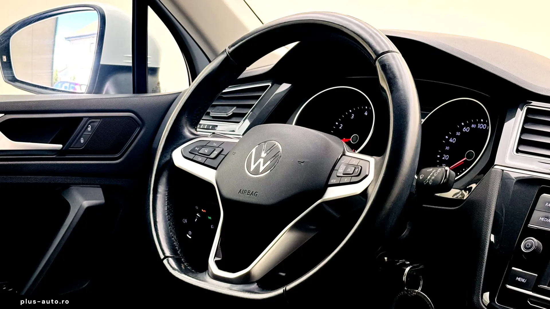 VOLKSWAGEN   TIGUAN   1.5 BENZINA   130CP   An 2021   Euro 6