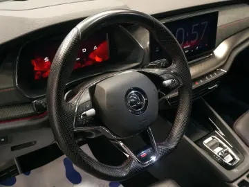 SKODA Octavia Lim. RS 2.0 TDI ACC HUD AHK MATRIX