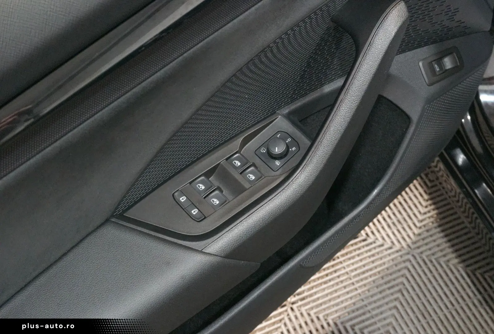 SKODA Octavia Lim. RS 2.0 TDI ACC HUD AHK MATRIX