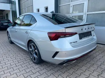 SKODA Octavia Limo RS 1HD MWST AHK NAVI ACC