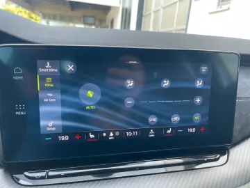 SKODA Octavia Limo RS 1HD MWST AHK NAVI ACC