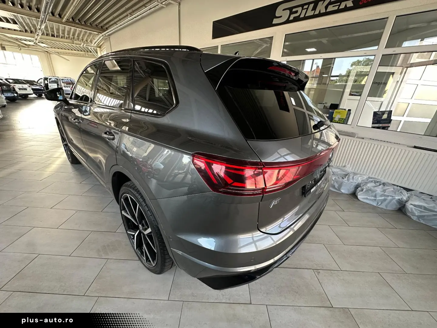 VW Touareg 3.0 TDI 330PS ABT-R-Line   VOLL