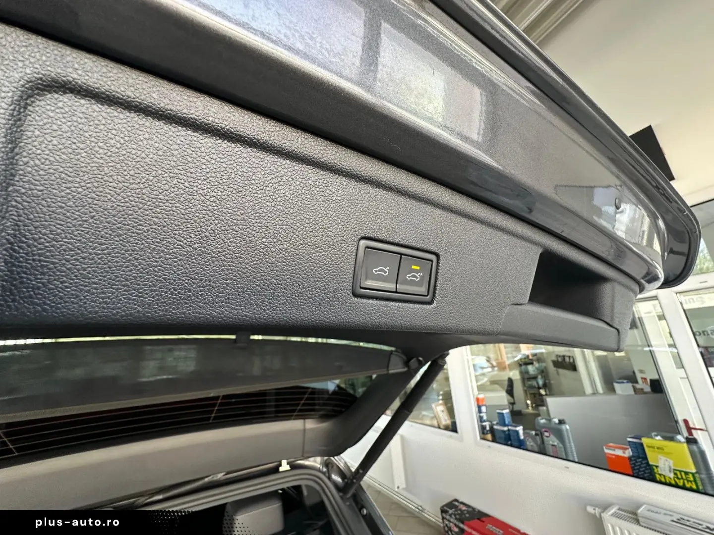 VW Touareg 3.0 TDI 330PS ABT-R-Line   VOLL