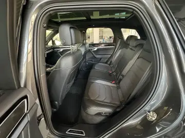 VW Touareg 3.0 TDI 330PS ABT-R-Line   VOLL