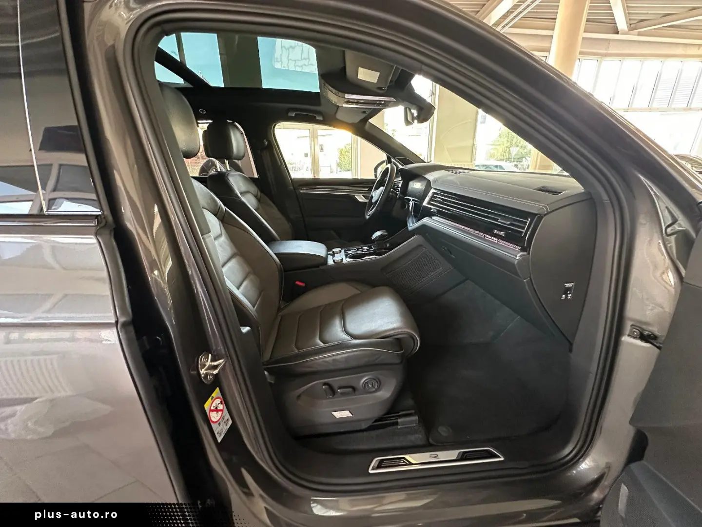 VW Touareg 3.0 TDI 330PS ABT-R-Line   VOLL