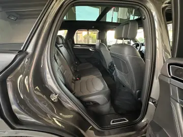 VW Touareg 3.0 TDI 330PS ABT-R-Line   VOLL