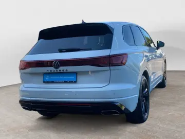 VW Touareg TDI R-Line  Black Style Matrix 20Z Luft