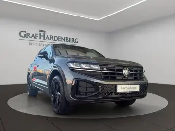 VW Touareg 3.0 TDI 4M R-line Black Style AHK RFK