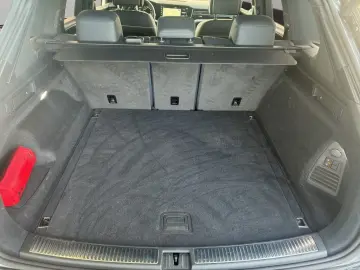 VW Touareg 3.0 TDI 4M R-line Black Style AHK RFK