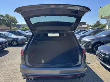 VW Touareg 3.0 TDI 4Motion R-Line ACC PANO CAM FLA