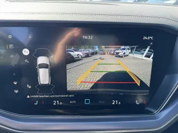VW Touareg 3.0 TDI 4Motion R-Line ACC PANO CAM FLA