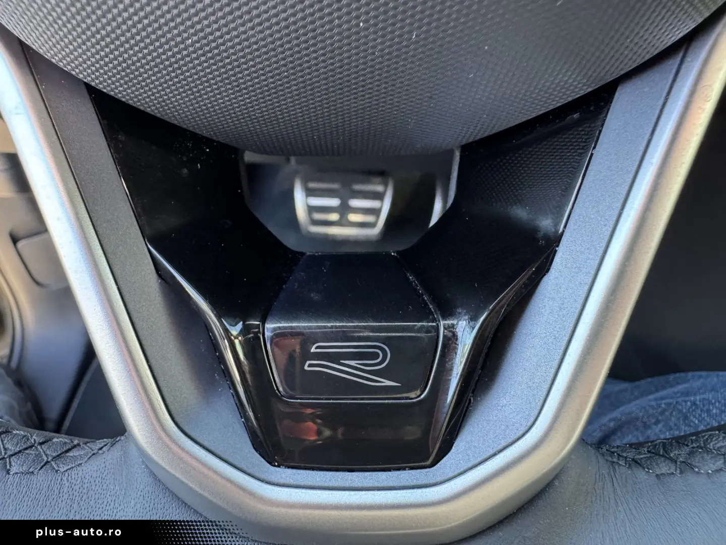 VW Touareg 3.0 TDI 4Motion R-Line ACC PANO CAM FLA