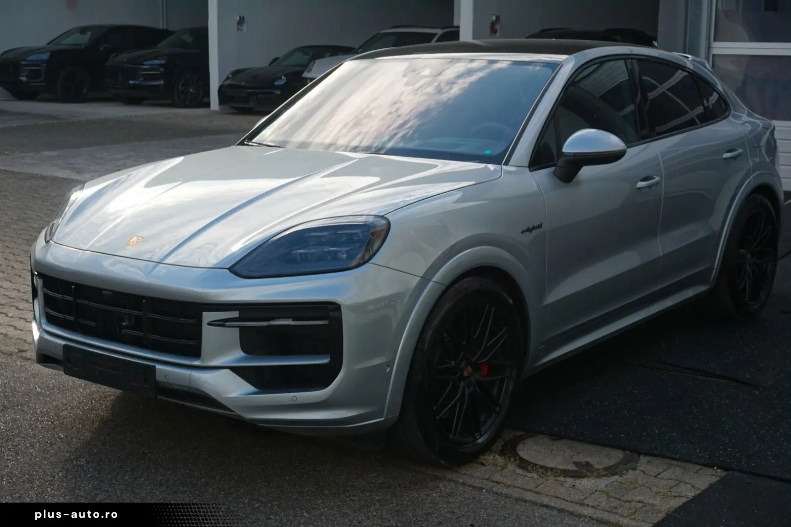 PORSCHE Cayenne Coupe SE-Hybrid HAL Sp.Abgas SportDesign