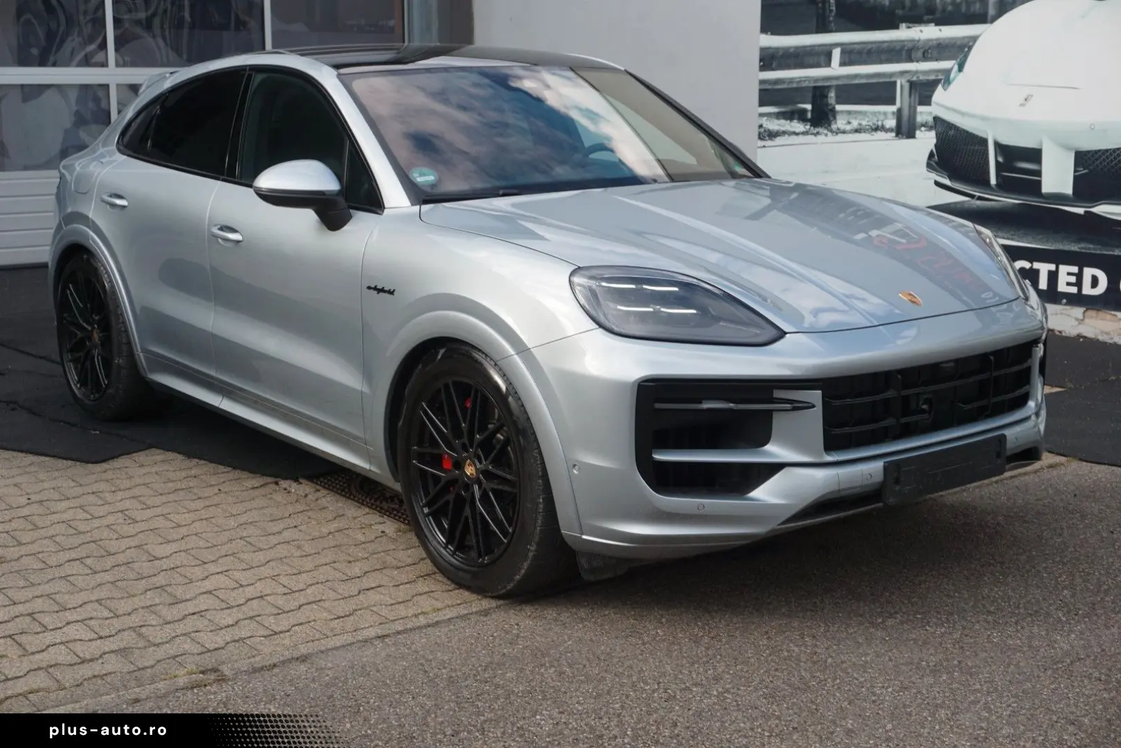 PORSCHE Cayenne Coupe SE-Hybrid HAL Sp.Abgas SportDesign