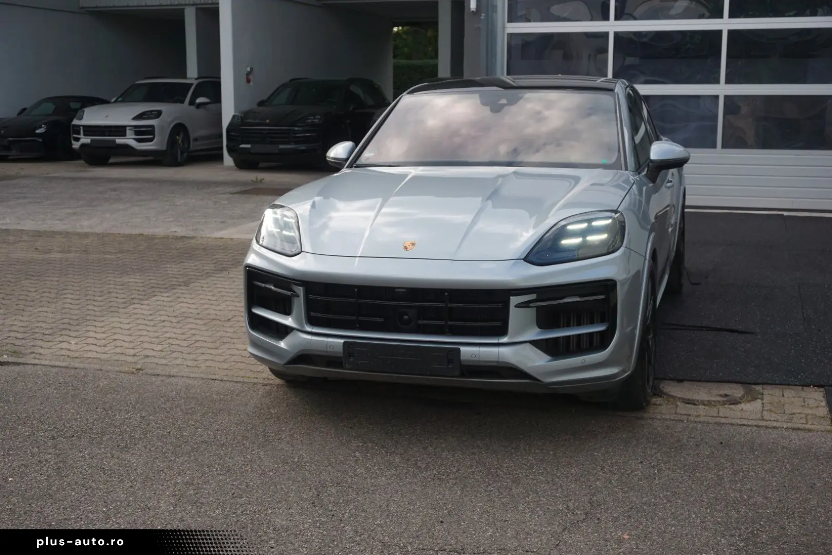 PORSCHE Cayenne Coupe SE-Hybrid HAL Sp.Abgas SportDesign