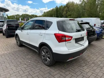 SUZUKI SX4 S-Cross 1.4 DITC 4x4 Comfort ACC LED Navi