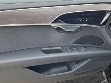 AUDI A8 50 TDI tiptronic quattro NaviPlus Matrix TopV