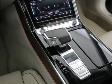 AUDI A8 50 TDI quattro tiptronic  LED Navi Leder Head