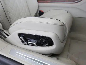 AUDI A8 50 TDI quattro tiptronic  LED Navi Leder Head