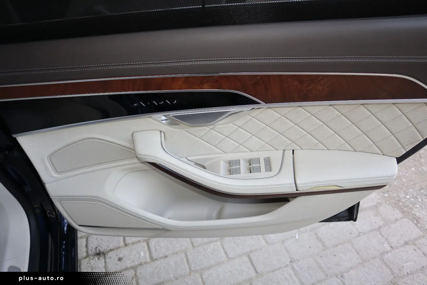 AUDI A8L 50 TDI lang exclusive  VOLLLEDER BEIGE  RUHE