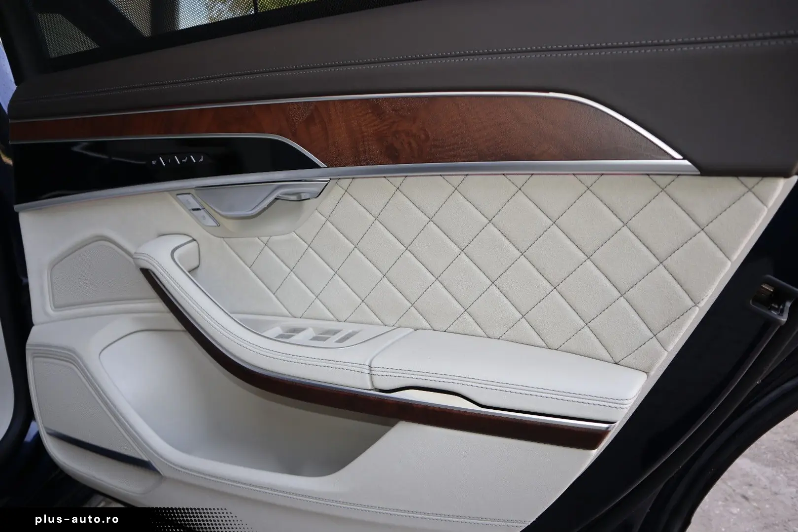 AUDI A8L 50 TDI lang exclusive  VOLLLEDER BEIGE  RUHE