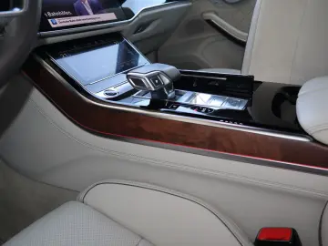 AUDI A8L 50 TDI lang exclusive  VOLLLEDER BEIGE  RUHE