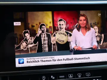 AUDI A8L 50 TDI lang exclusive  VOLLLEDER BEIGE  RUHE