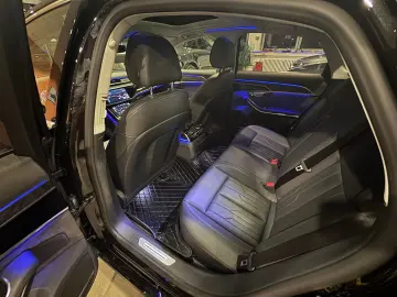 AUDI A8 50 TDI quattro Panorama HeadUP LED Matrix Mem
