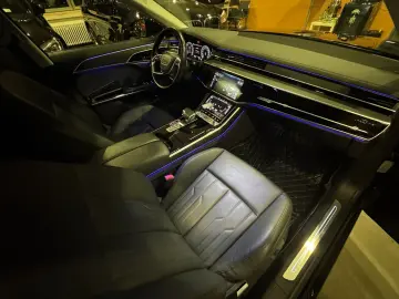 AUDI A8 50 TDI quattro Panorama HeadUP LED Matrix Mem