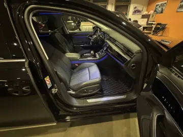AUDI A8 50 TDI quattro Panorama HeadUP LED Matrix Mem