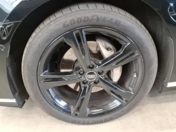 AUDI A8 50 TDI L quattro  PANORAMA TV B&O Standhzg