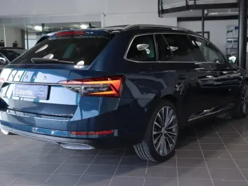 SKODA Superb Combi 2.0 TDI DSG L&K Laurin & Klement