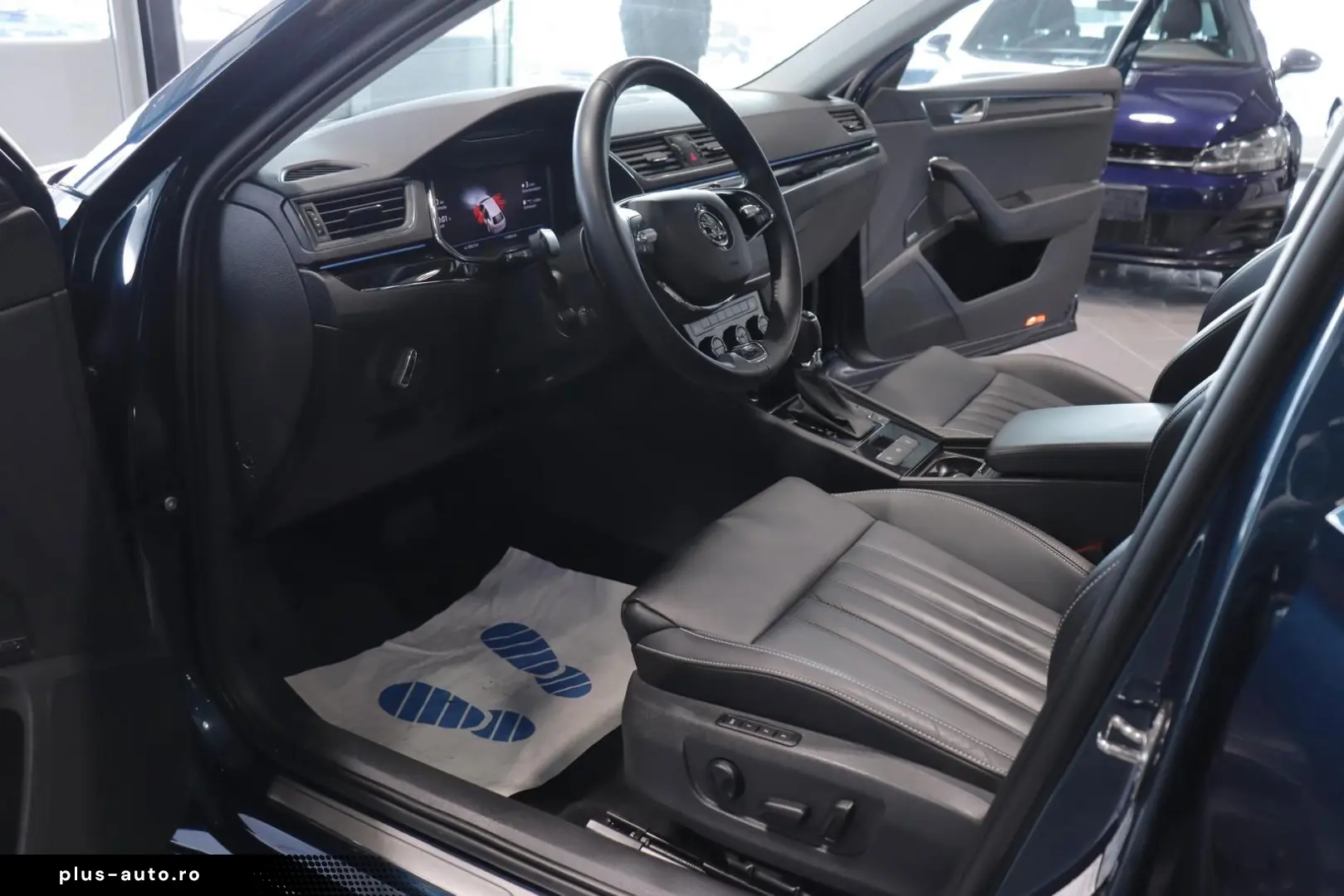 SKODA Superb Combi 2.0 TDI DSG L&K Laurin & Klement