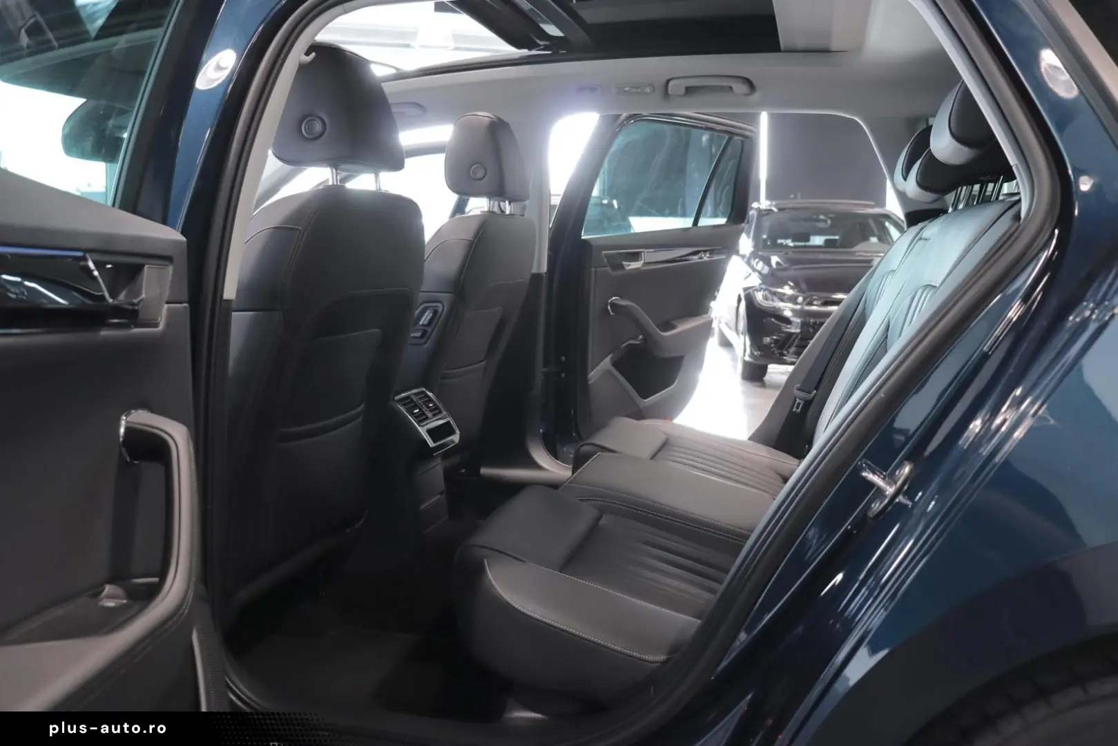 SKODA Superb Combi 2.0 TDI DSG L&K Laurin & Klement
