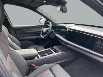 Audi Q7 quattro TDI 299 CP  MY 2027 !!