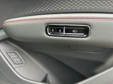 Audi Q7 quattro TDI 299 CP  MY 2027 !!